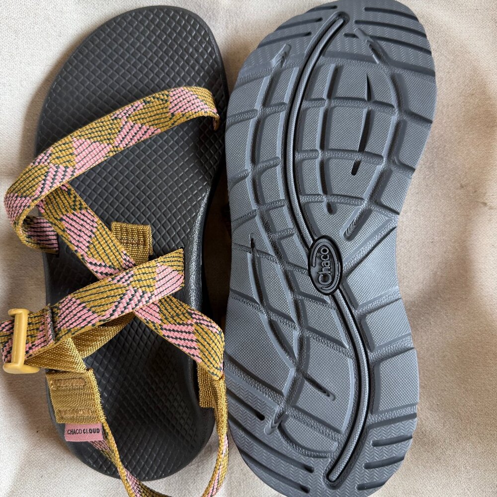 New in Box, Chaco Women Z/Cloud Sandals, Size 7, Overhaul Bronze